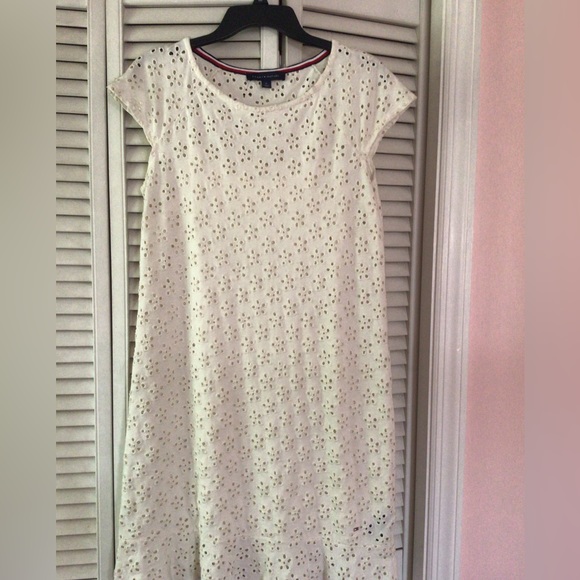 Tommy Hilfiger Dresses & Skirts - Tommy Hilfiger Cream Eyelet Lined Dress